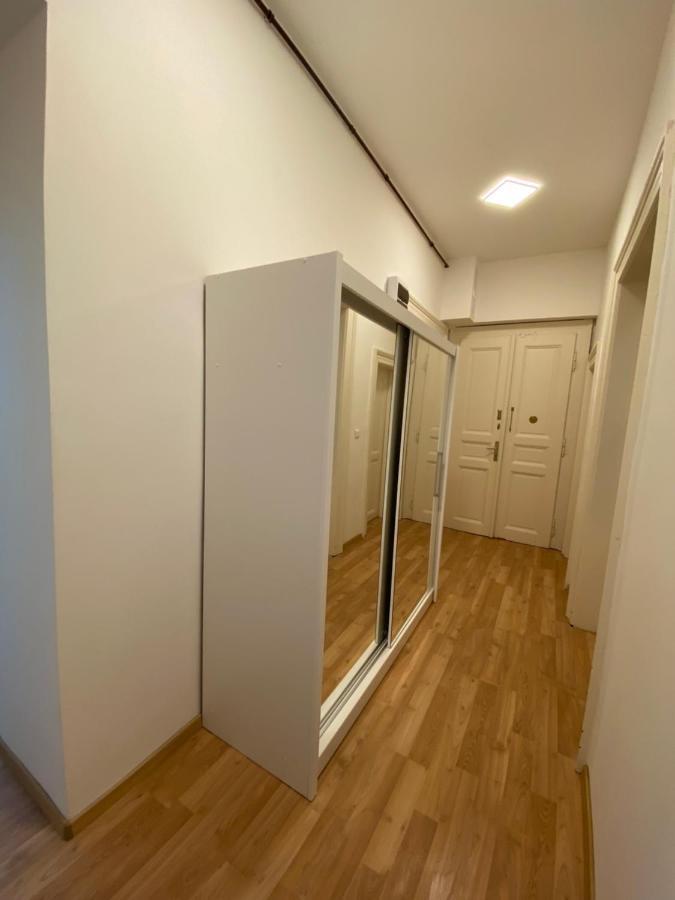 Designed Next To Vaclav Square With Terrace And Private Garage * Praga